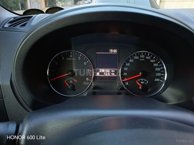 Nissan X-Trail-2