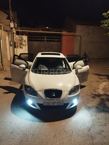 SEAT Leon-3