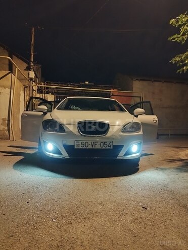 SEAT Leon-2