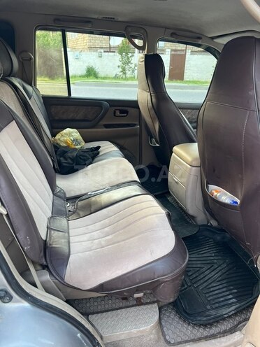 Toyota Land Cruiser-8