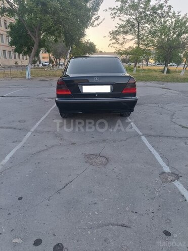 Mercedes C 240-2