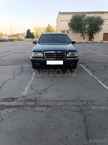 Mercedes C 240-1