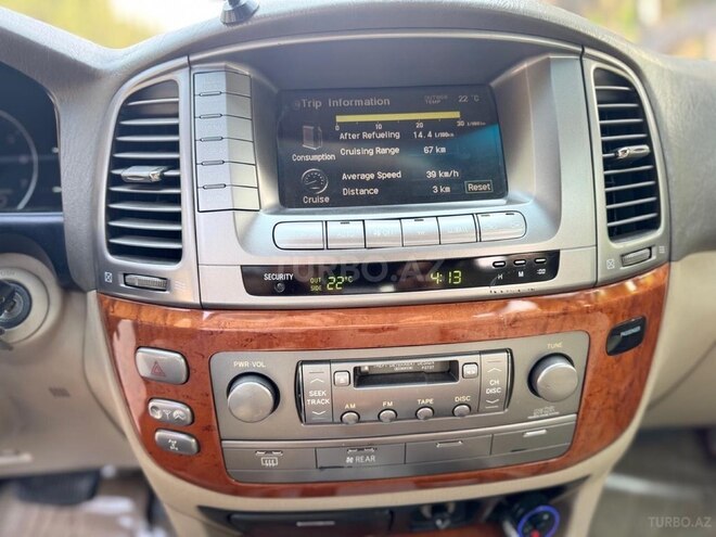 Lexus LX 470-11