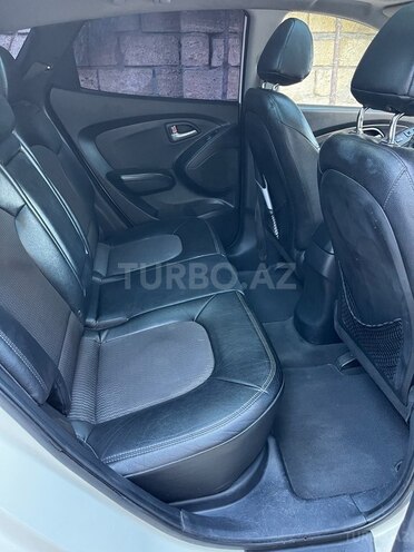 Hyundai ix35-12
