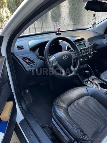 Hyundai ix35-14