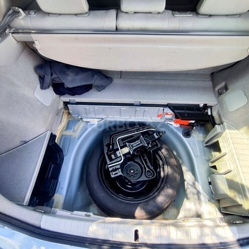 Toyota Prius-9