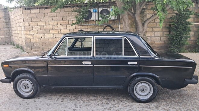 LADA (VAZ) 2106-7