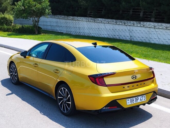 Hyundai Sonata-13