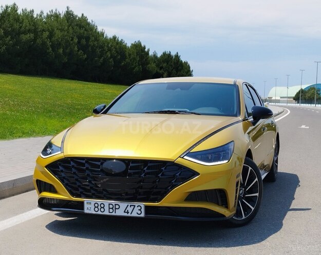 Hyundai Sonata-4