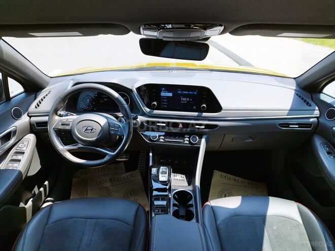 Hyundai Sonata-18