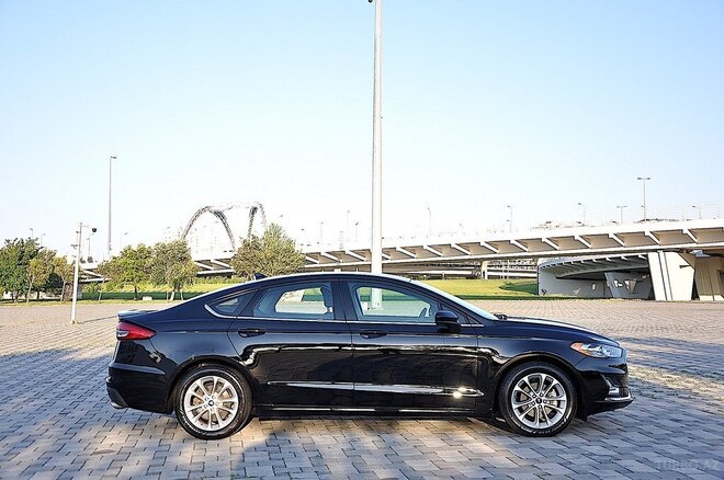 Ford Fusion (North America)-13