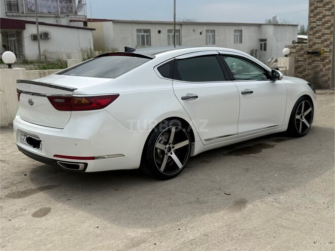Kia K7-4