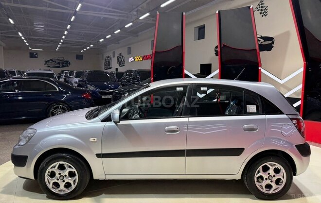 Kia Rio-6