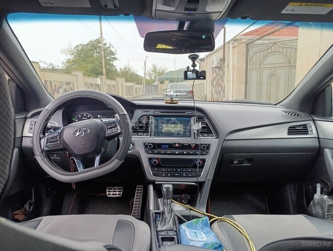Hyundai Sonata-7