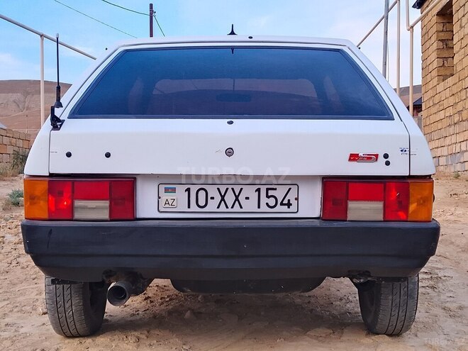 LADA (VAZ) 2108-2
