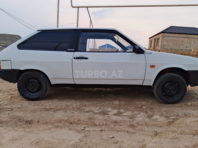 LADA (VAZ) 2108-4