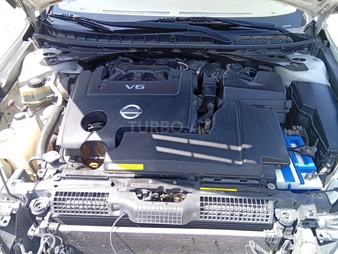 Nissan Teana-11