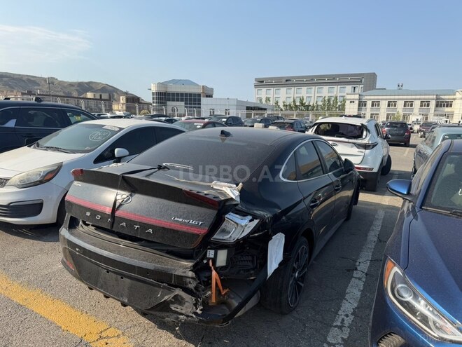 Hyundai Sonata-6