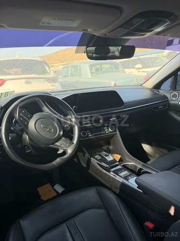Hyundai Sonata-17