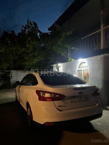 Ford Focus-3