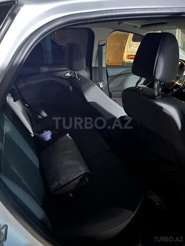 Ford Focus-5