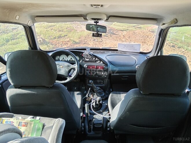 Chevrolet Niva-10