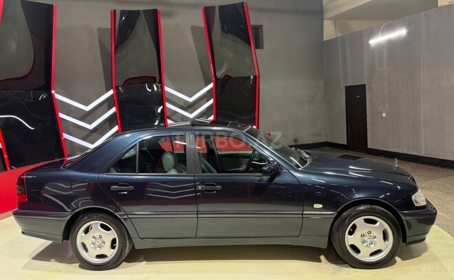Mercedes C 200-6