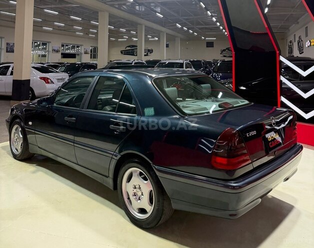 Mercedes C 200-8