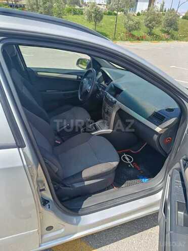 Opel Astra-12