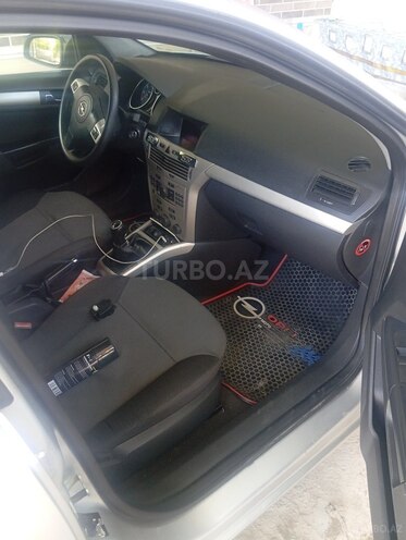 Opel Astra-2