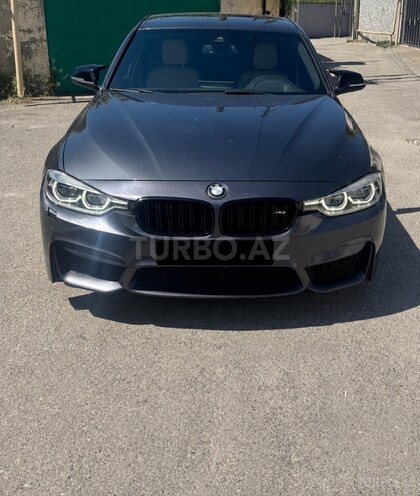 BMW 330-1
