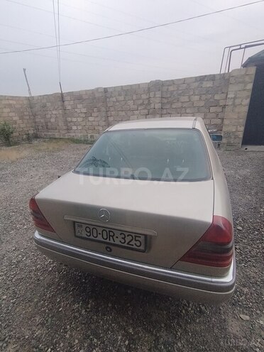 Mercedes C 180-2