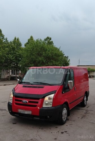 Ford Transit-6