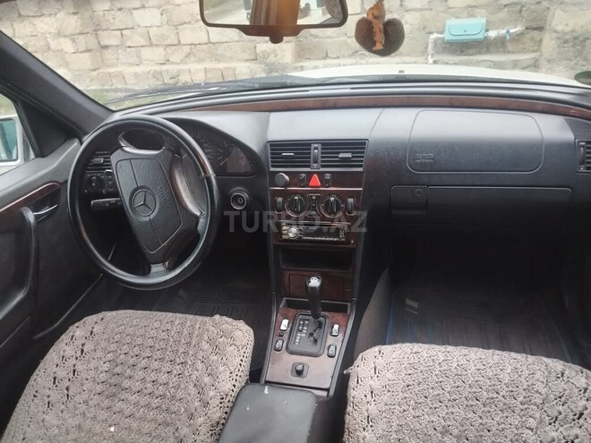 Mercedes C 180-5