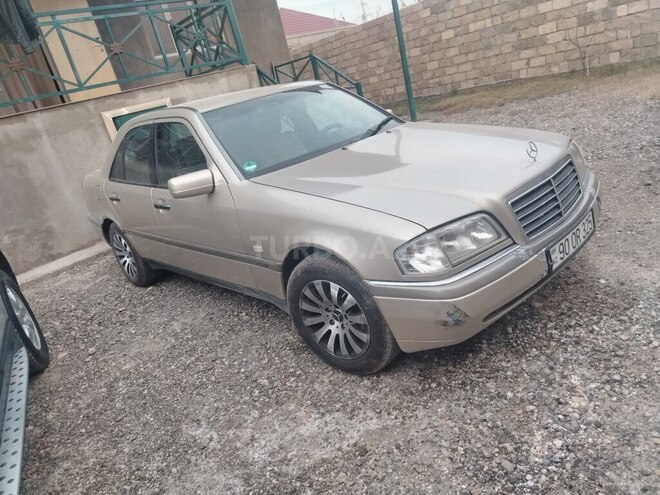 Mercedes C 180-7