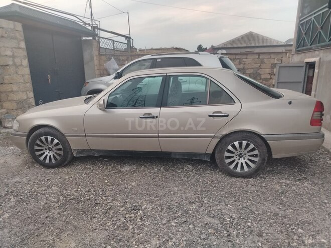 Mercedes C 180-9