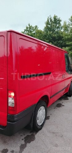 Ford Transit-8