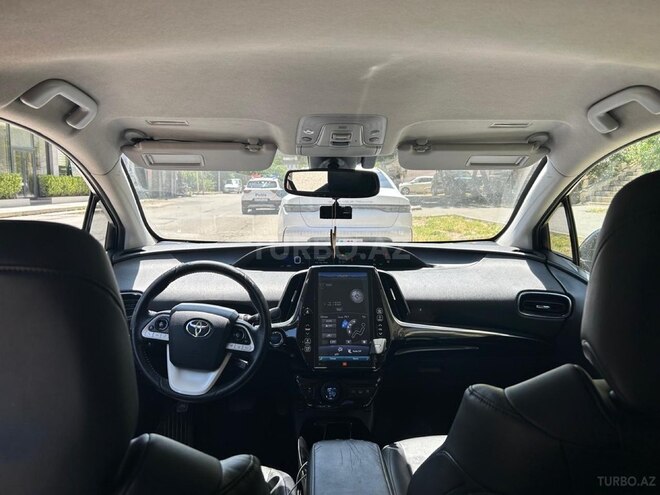 Toyota Prius Prime-5