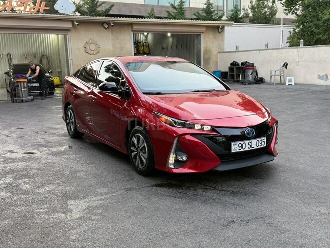 Toyota Prius Prime-4