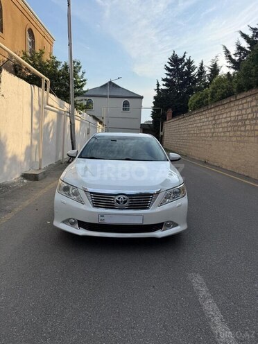 Toyota Camry-4