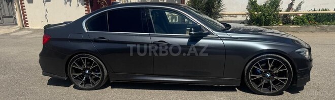 BMW 330-4