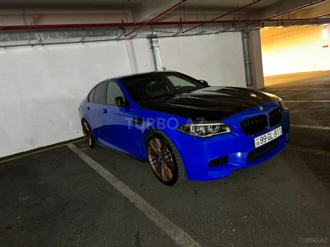BMW M5-13