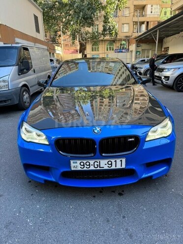 BMW M5-1