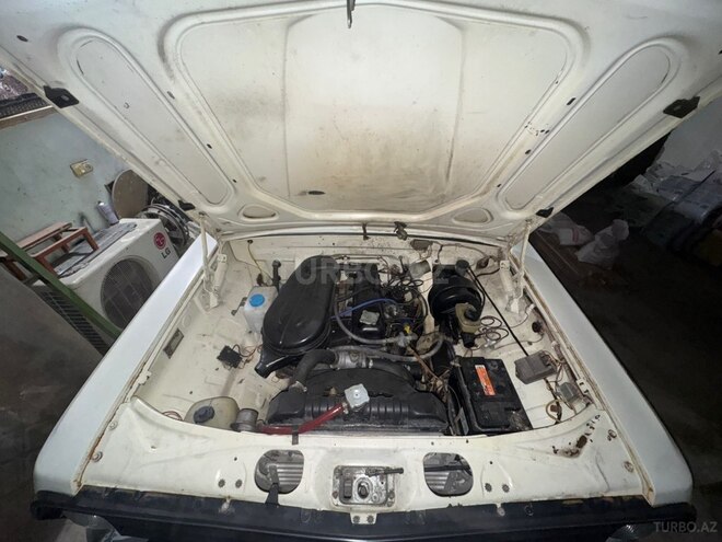 GAZ 24 "Volga"-7