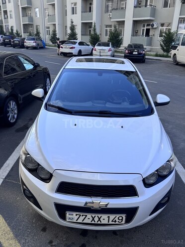 Chevrolet Aveo-3
