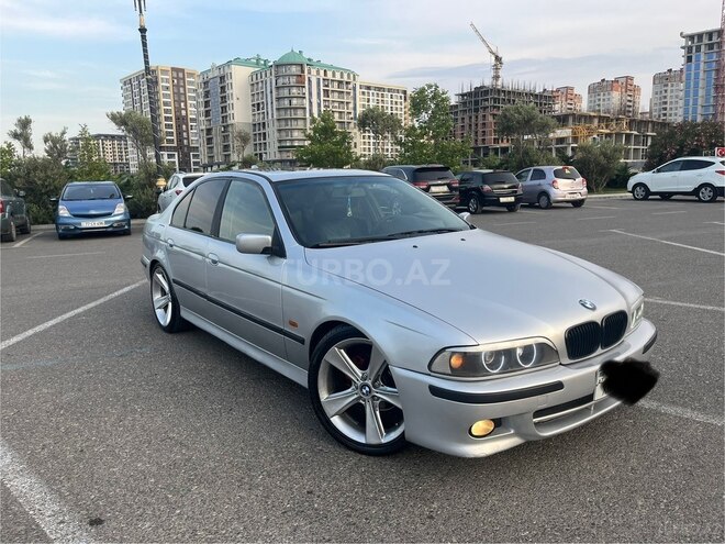 BMW 528-5