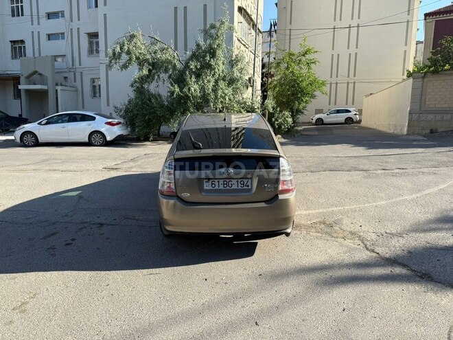 Toyota Prius-8