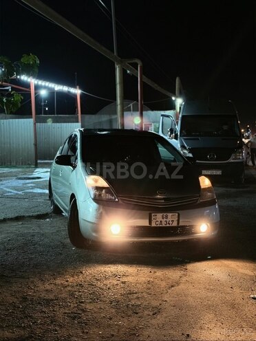 Toyota Prius-11