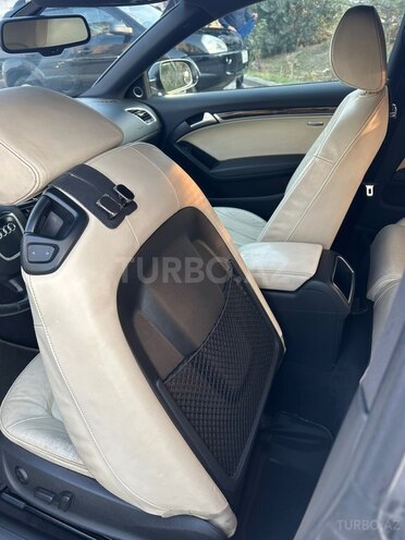 Audi A5-12