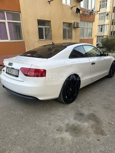 Audi A5-5